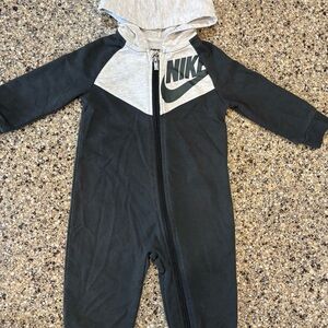 Nike Boys 18 month 2 Toned Gray Romper One Piece